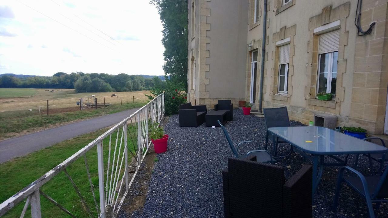 Hotel Jad Ranch Raucourt-et-Flaba Exterior foto